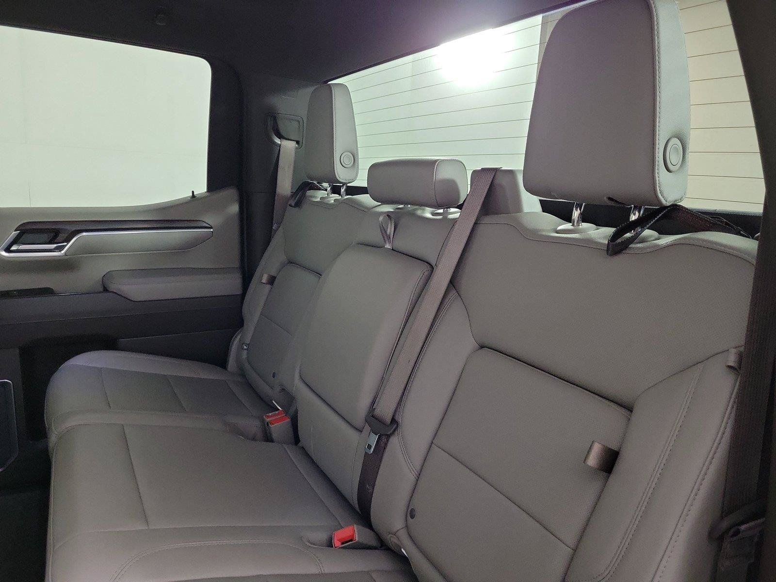 Used 2025 GMC Sierra 1500 SLT RWD image 14