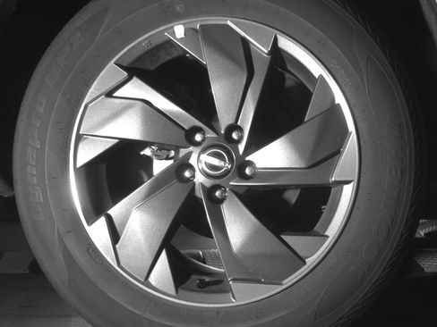 Used 2025 Nissan Rogue SV image 15