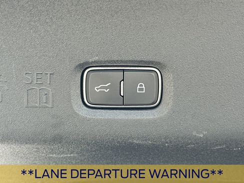 Certified 2025 Ford Expedition Active RWD image 21