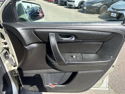 Used 2016 Chevrolet Traverse LT AWD/4WD image 26