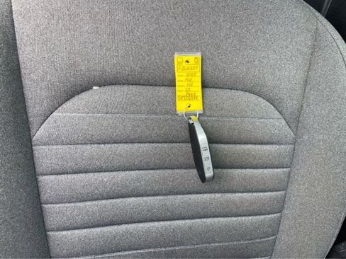 Used 2025 Kia K4 EX FWD image 30