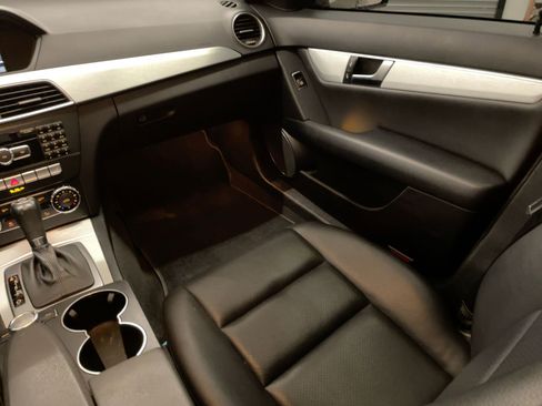 Used 2013 Mercedes-Benz C 250 C 250 Sport image 25