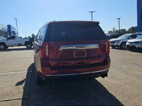 Certified 2021 GMC Yukon Denali image 6