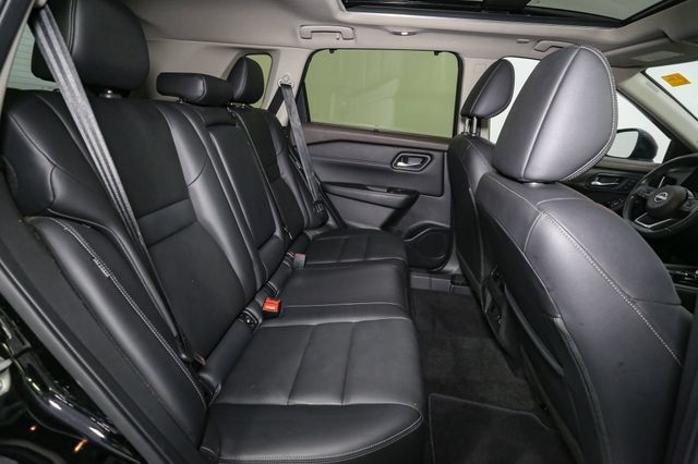 Used 2023 Nissan Rogue SL w/ SL Premium Package AWD/4WD image 19