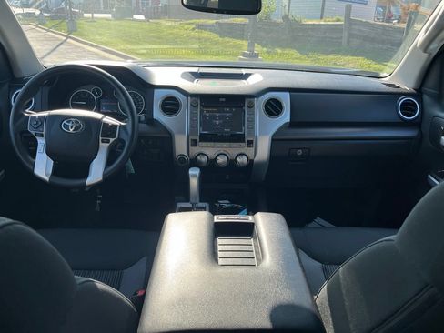 Used 2016 Toyota Tundra SR5 AWD/4WD image 28