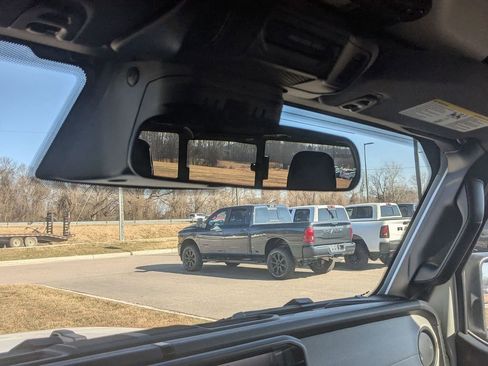 New 2026 Jeep Gladiator Sport image 30