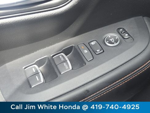 Certified 2023 Honda HR-V Sport image 25