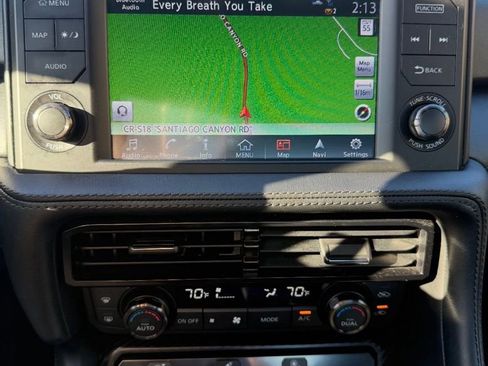 Used 2019 Nissan GT-R Premium image 10