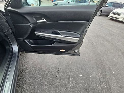 Used 2014 Honda Crosstour EX-L image 30