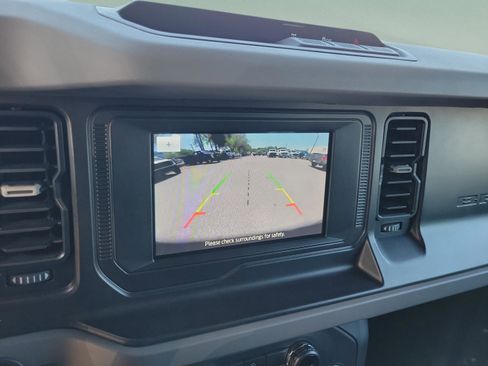 Used 2023 Ford Bronco Big Bend image 18