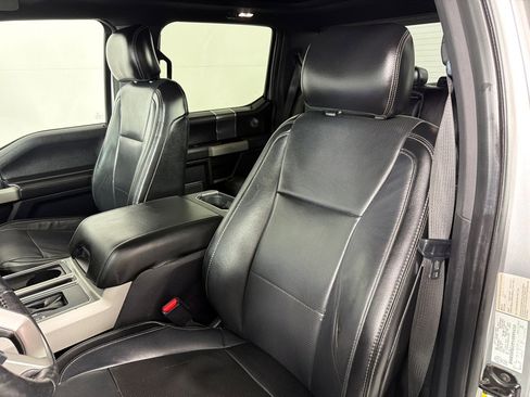 Used 2017 Ford F150 Lariat w/ Equipment Group 502A Luxury image 13