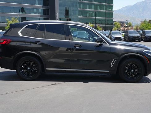 Used 2019 BMW X5 xDrive40i w/ Convenience Package AWD/4WD image 6