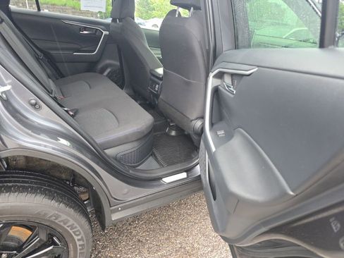 Certified 2025 Toyota RAV4 SE w/ Convenience Package AWD/4WD image 8