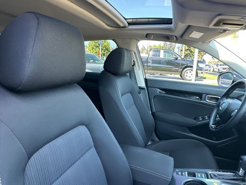 Used 2024 Honda Civic EX image 28