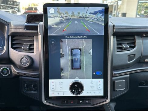 Used 2023 Ford Expedition Max Platinum image 11