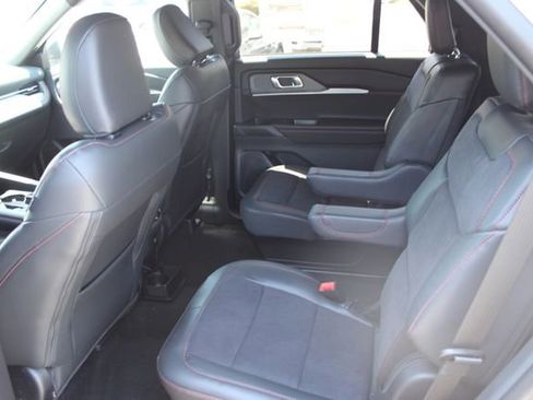 New 2026 Ford Explorer ST AWD/4WD image 10