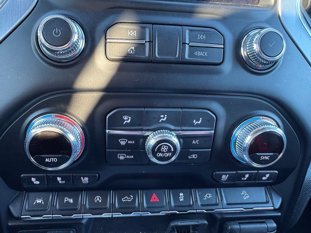 Used 2021 GMC Sierra 1500 SLT w/ SLT Premium Plus Package AWD/4WD image 8