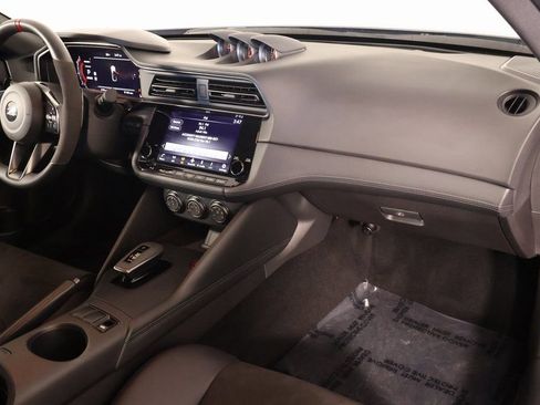 Used 2024 Nissan Z NISMO w/ Floor Mat Package image 8
