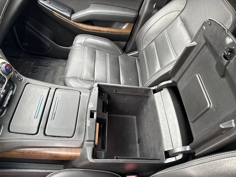 Used 2019 GMC Yukon Denali w/ Denali Ultimate Package AWD/4WD image 20