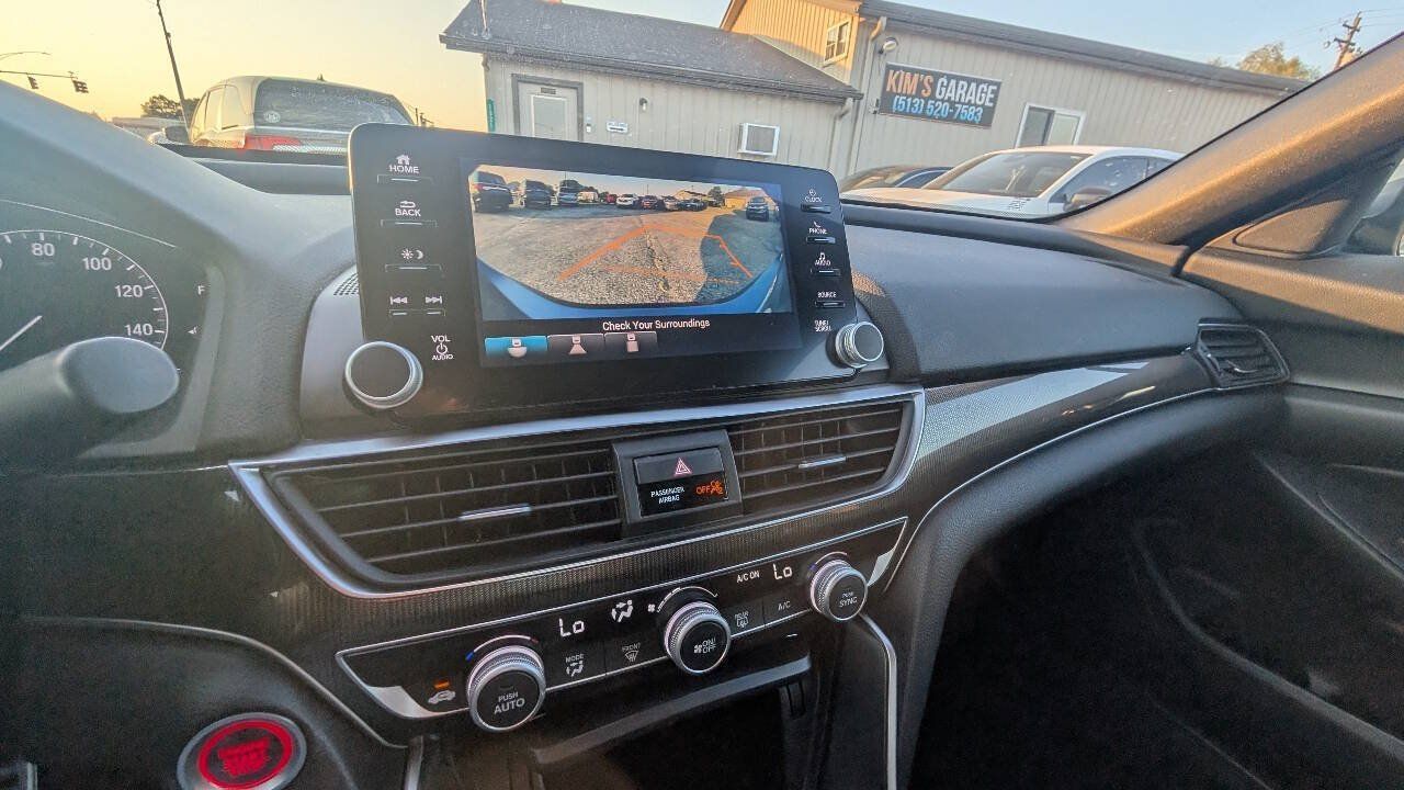Used 2018 Honda Accord Sport image 12