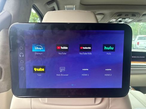 Used 2025 Cadillac Escalade Sport Platinum image 10