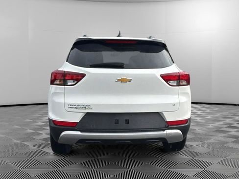 Used 2023 Chevrolet TrailBlazer LT w/ Convenience Package AWD/4WD image 8