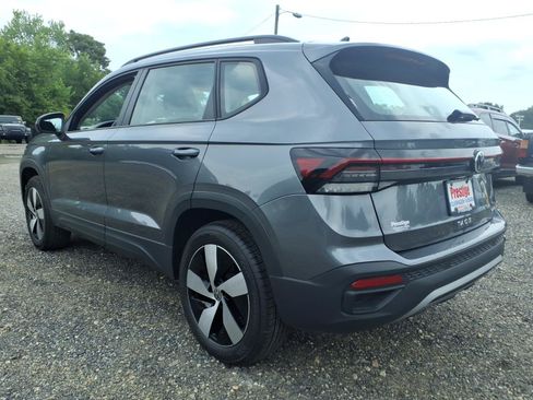 Certified 2025 Volkswagen Taos S AWD/4WD image 4