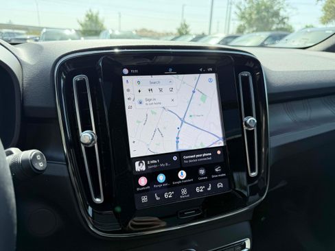 Certified 2023 Volvo XC40 Recharge Plus AWD/4WD image 17