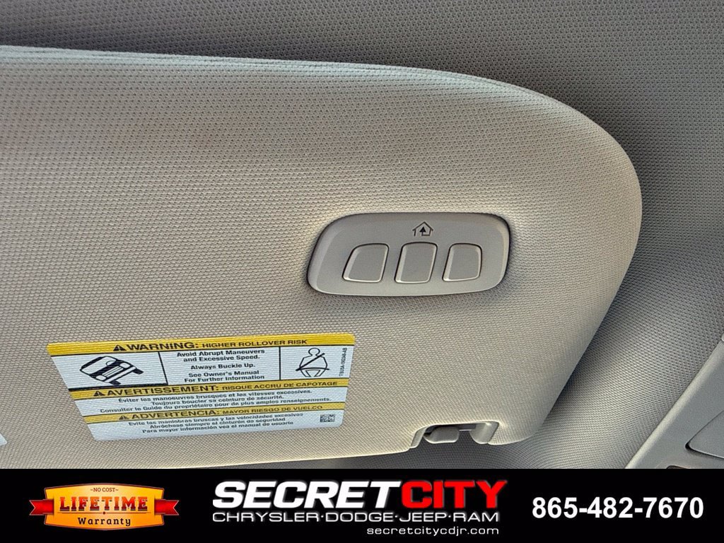Used 2024 Lincoln Navigator L Reserve AWD/4WD image 42