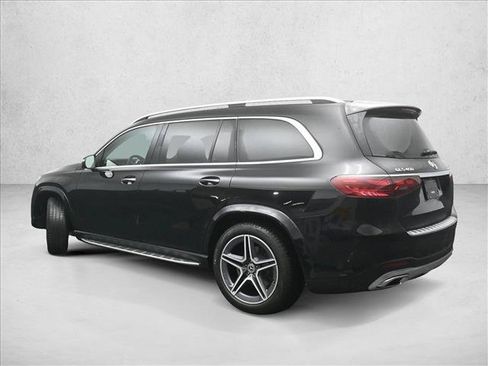 Used 2026 Mercedes-Benz GLS 450 4MATIC image 4