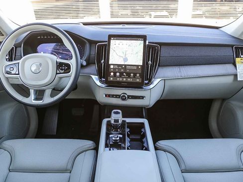 New 2026 Volvo XC90 B6 Ultra w/ Lounge Package AWD/4WD image 12