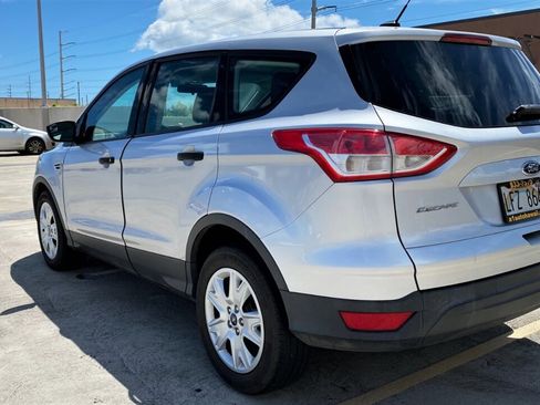 Used 2016 Ford Escape S image 4