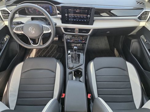 New 2026 Volkswagen Taos SEL AWD/4WD image 23