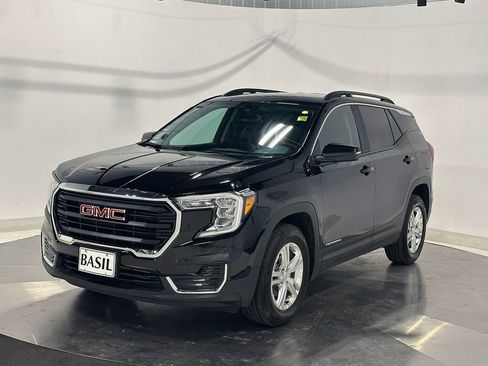 Used 2022 GMC Terrain SLE w/ Driver Convenience Package AWD/4WD image 8