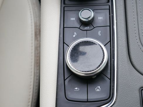 Certified 2022 Cadillac XT6 Premium Luxury w/ Technology Package image 23