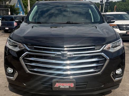 Used 2019 Chevrolet Traverse High Country w/ LPO, Floor Liner Package AWD/4WD image 7