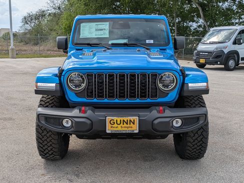 New 2026 Jeep Gladiator Rubicon w/ Steel Power Dome Hood Package image 8