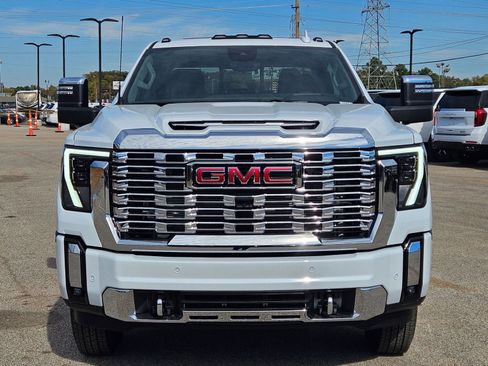 New 2026 GMC Sierra 3500 Denali w/ Denali Reserve Package image 9