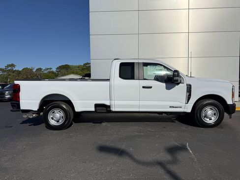 New 2026 Ford F350 XL w/ 360-Degree Camera Package RWD image 3