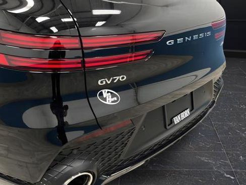 Used 2025 Genesis GV70 2.5T AWD/4WD image 34