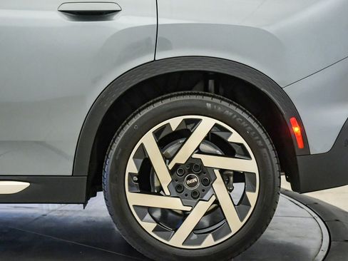 Certified 2025 MINI Cooper Countryman S AWD/4WD image 11
