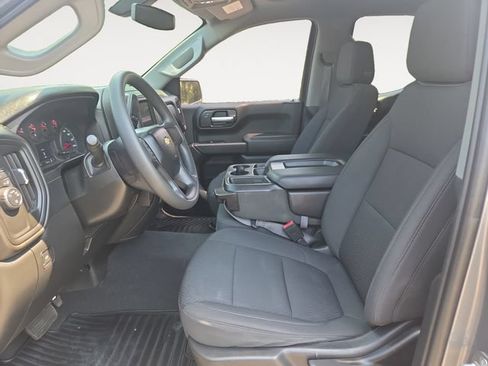 Used 2021 Chevrolet Silverado 1500 Custom RWD image 9