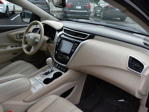 Used 2016 Nissan Murano Platinum w/ Platinum Technology Package AWD/4WD image 13