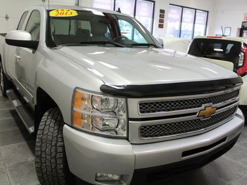 Used 2013 Chevrolet Silverado 1500 LTZ w/ LTZ Plus Package image 3