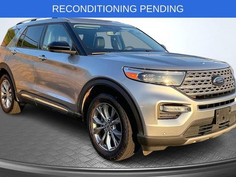 Used 2023 Ford Explorer Limited AWD/4WD image 1