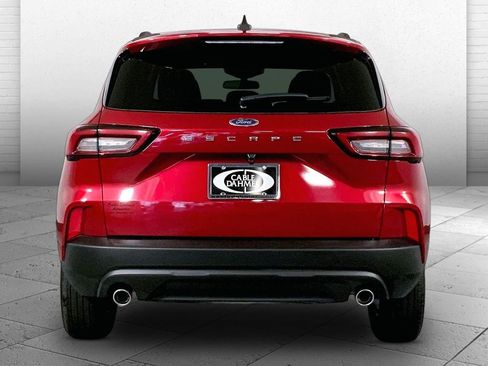 Used 2025 Ford Escape ST-Line FWD image 3