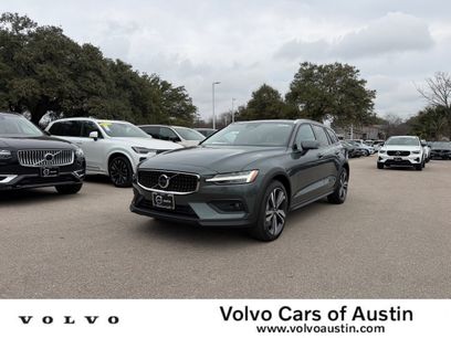 New 2026 Volvo V60 B5 Cross Country Plus w/ Protection Package Premier
