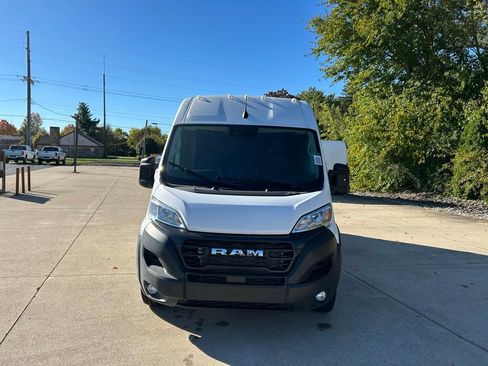 New 2025 RAM ProMaster 2500 w/ Convenience Group image 36