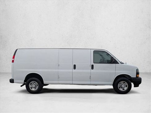 Used 2021 Chevrolet Express 2500 Extended w/ Driver Convenience Package image 4