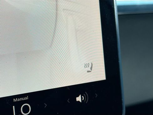 Used 2023 Tesla Model 3 Standard Range RWD image 19